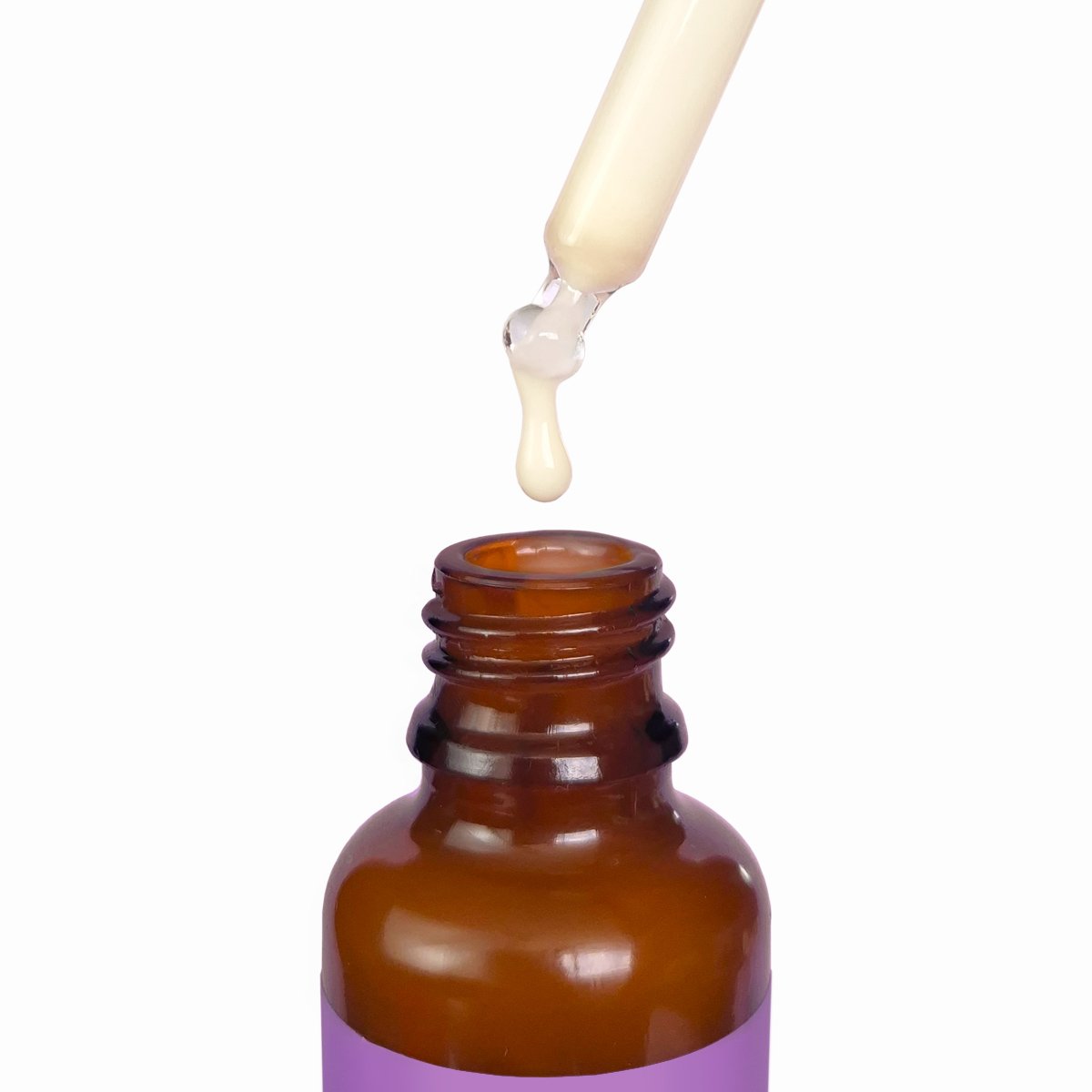 Detalle del envase de Pure Retinol Serum SEGLE